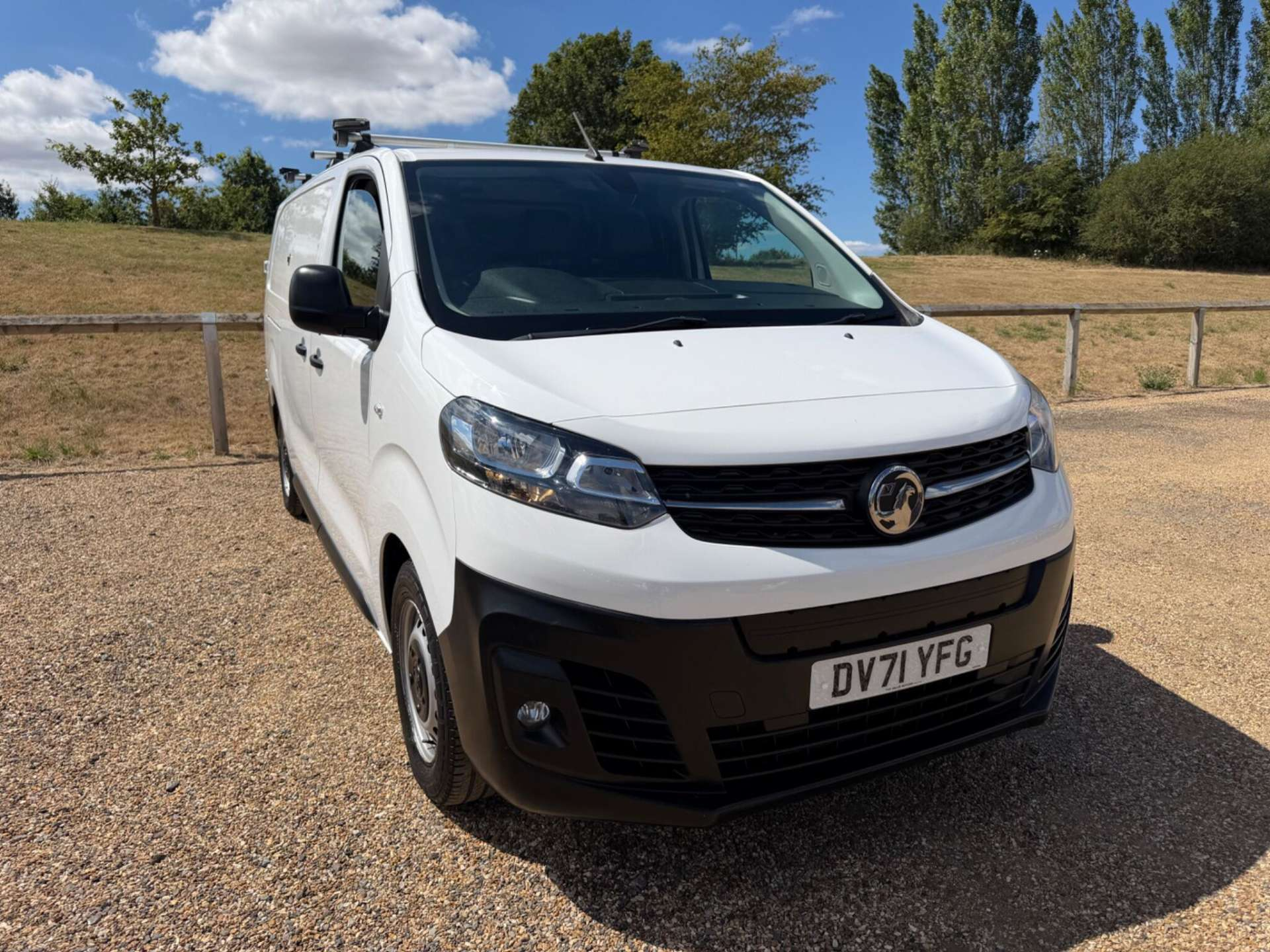 2021 VAUXHALL VIVARO