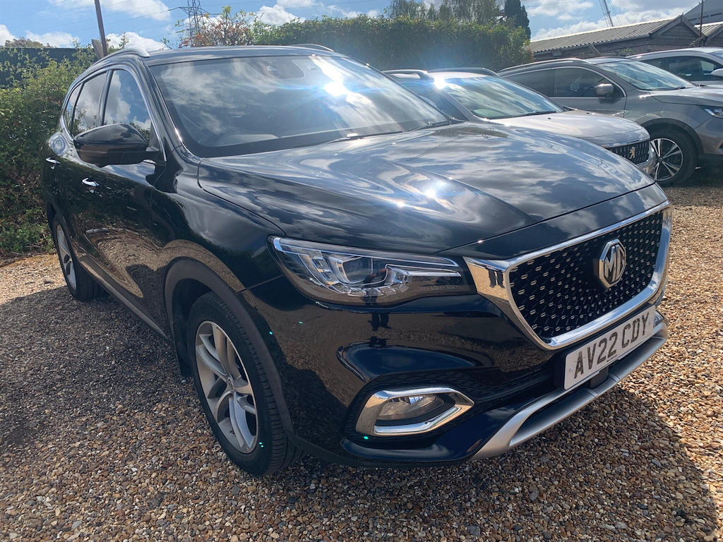 2022 MG MG
