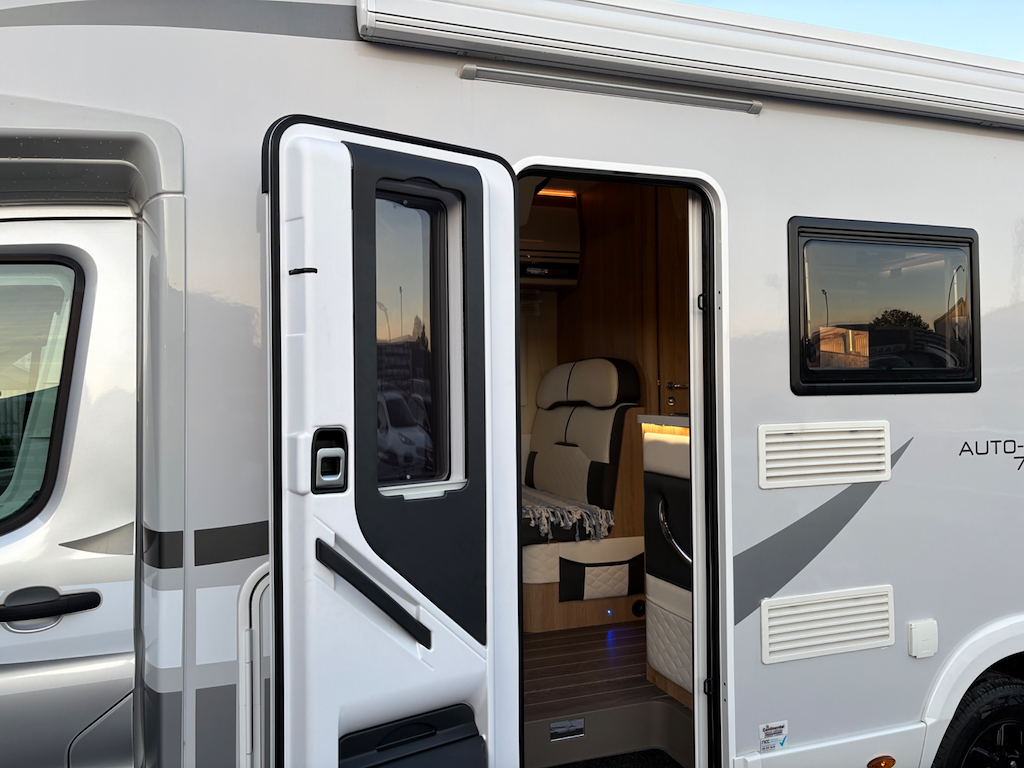 2024 24 FORD TRANSIT