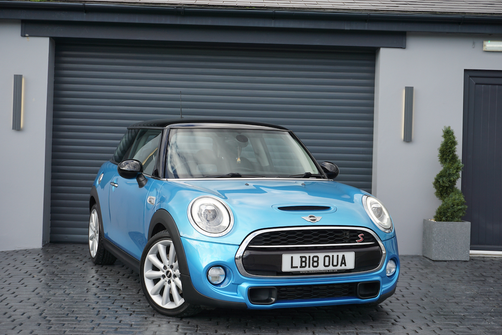 2018 MINI Cooper