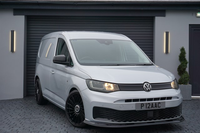 2022 VOLKSWAGEN CADDY C20 TDI COMMERCE PRO 19,995 19,995 398.00 REG 2022 71 REG ODOMETER... photo