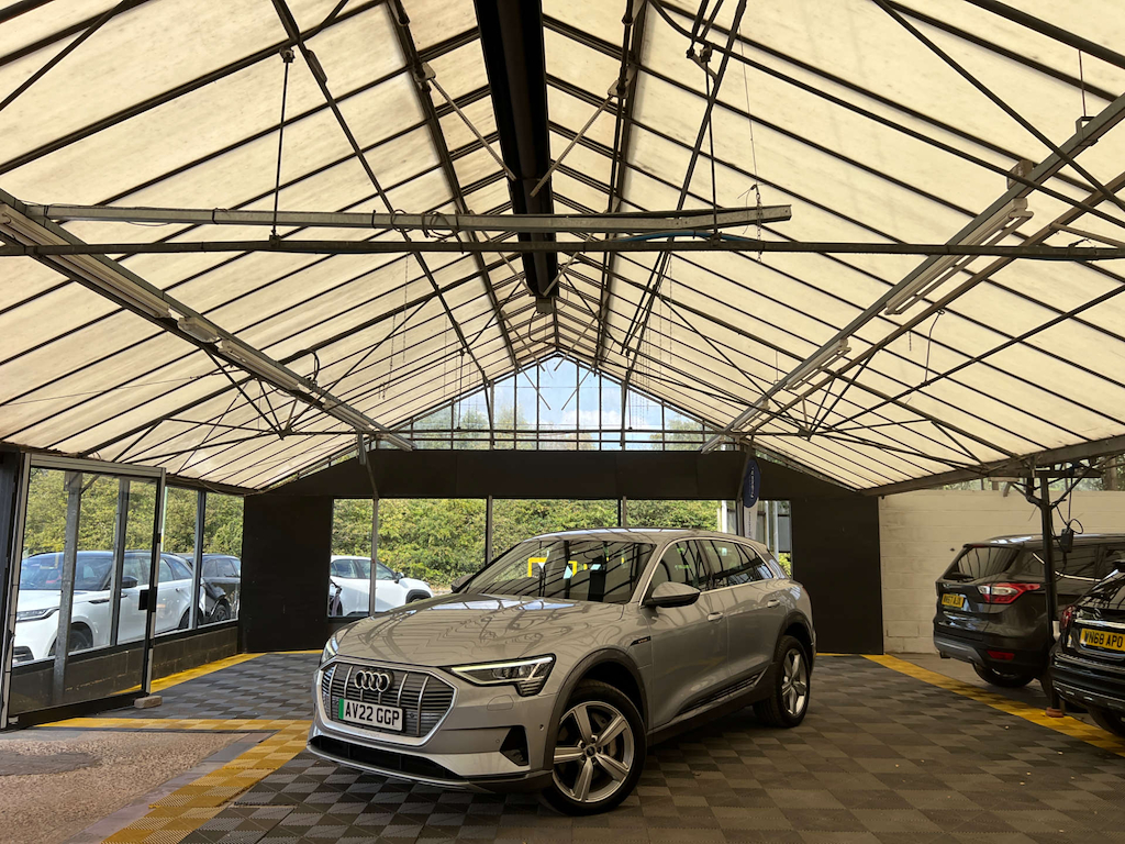 Audi E-tron
