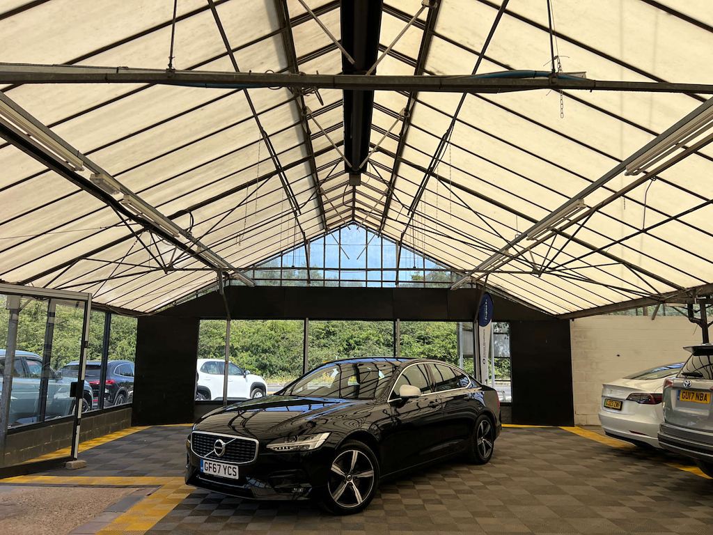 Volvo S90