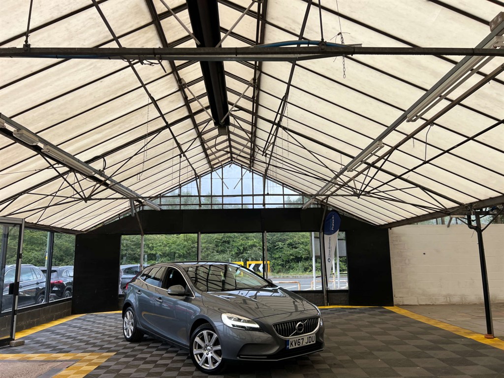 Volvo V40