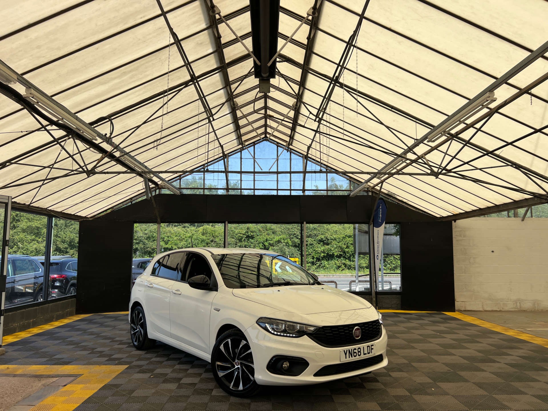 2018 Fiat Tipo — photo 1 of 5