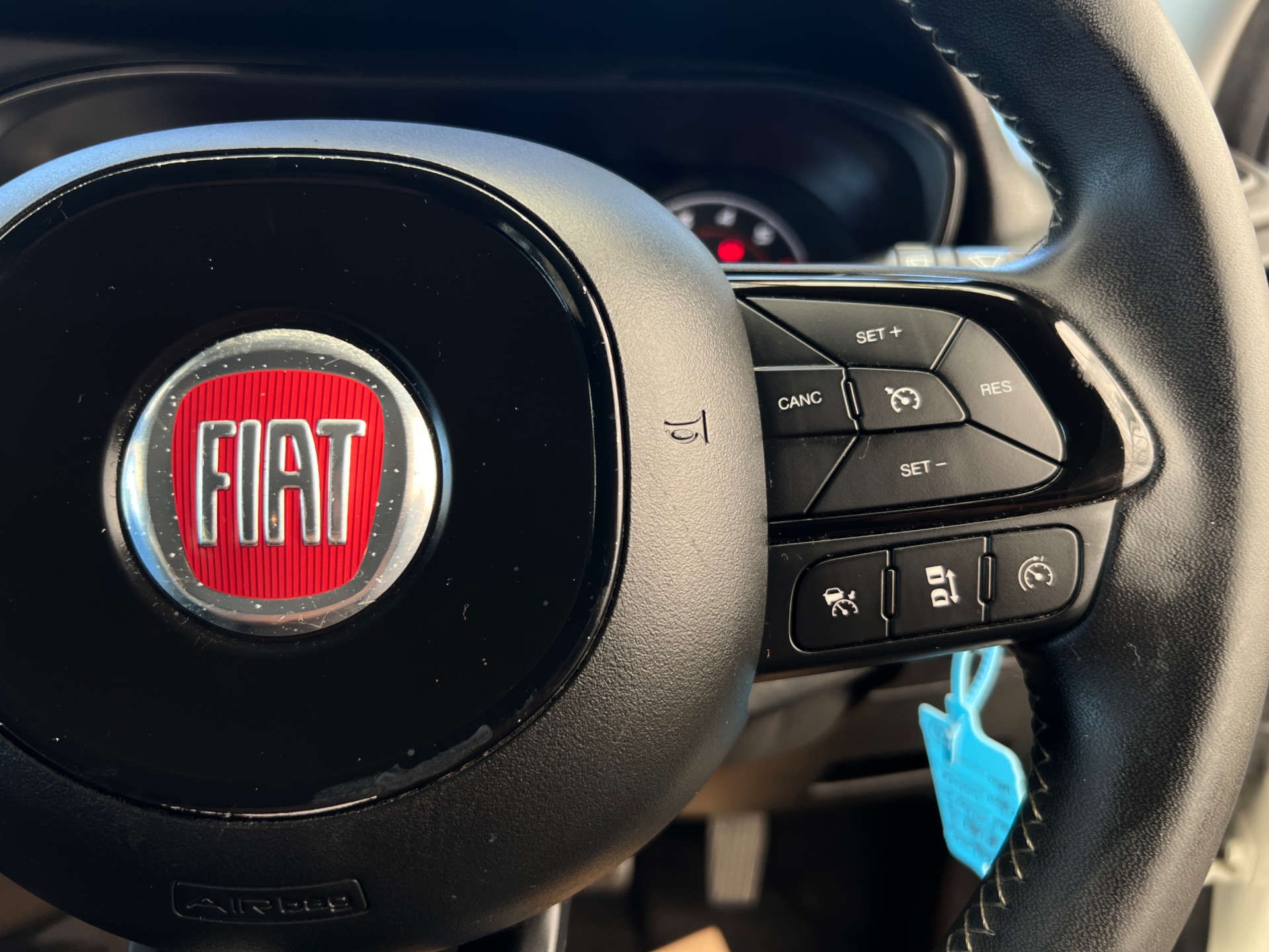 2018 Fiat Tipo thumbnail 16