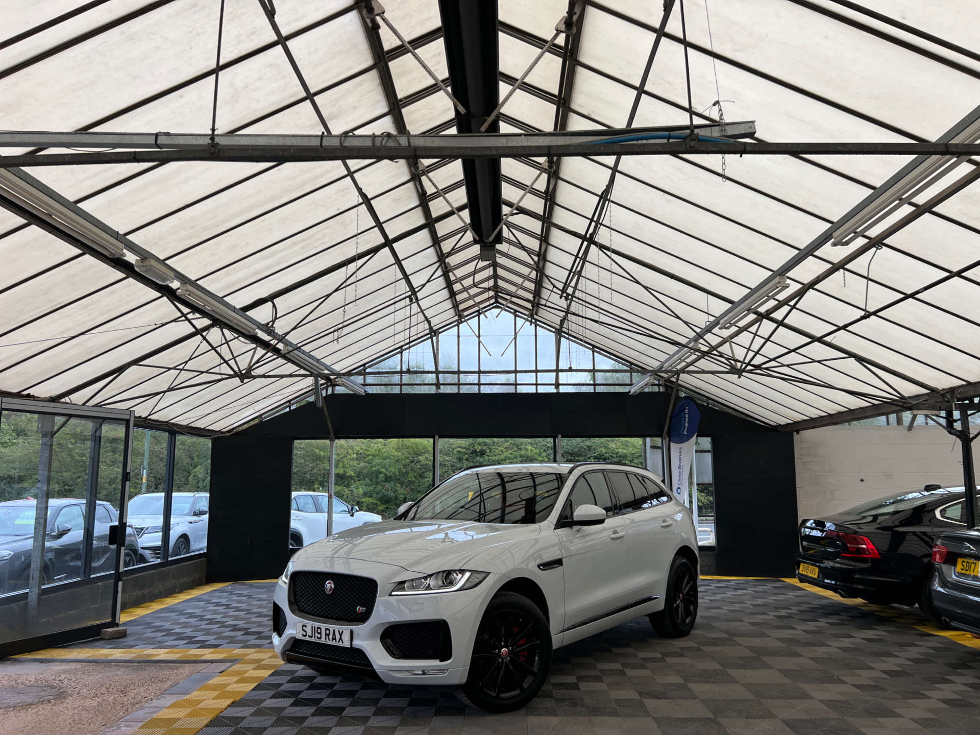 2019 Jaguar F-Pace