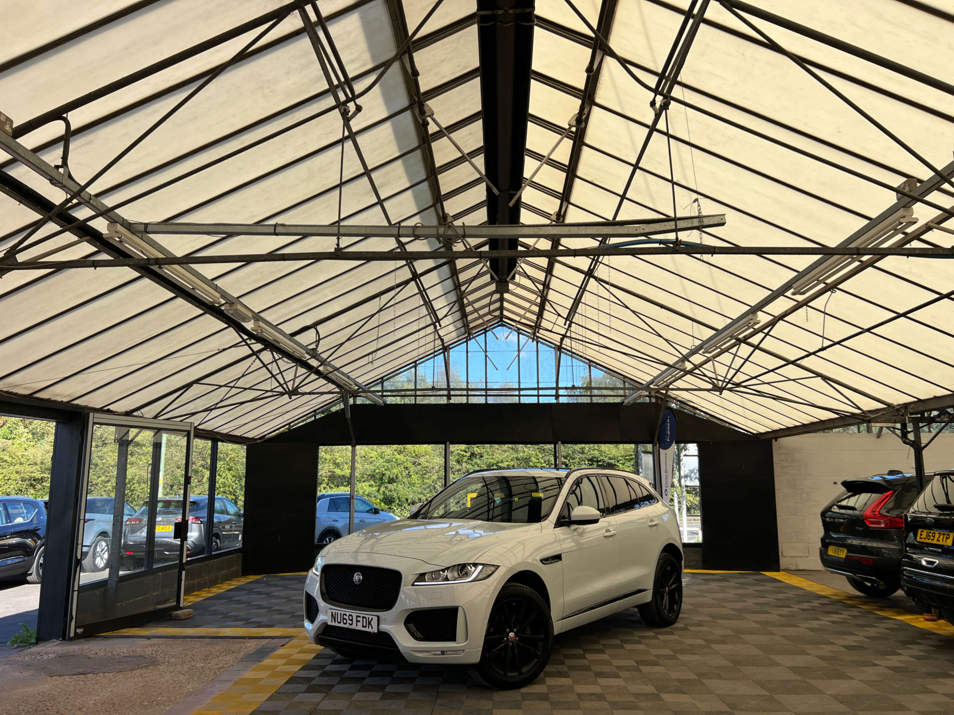 2019 Jaguar F-Pace