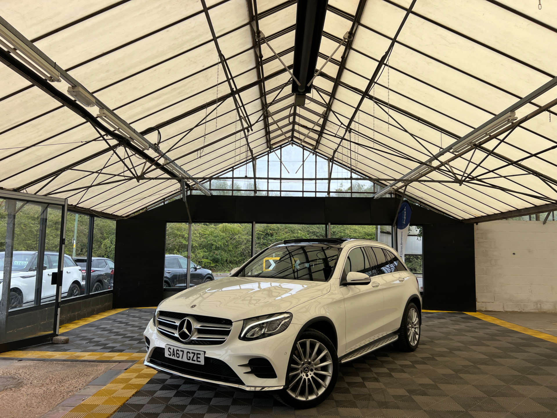 2017 Mercedes-Benz GLC