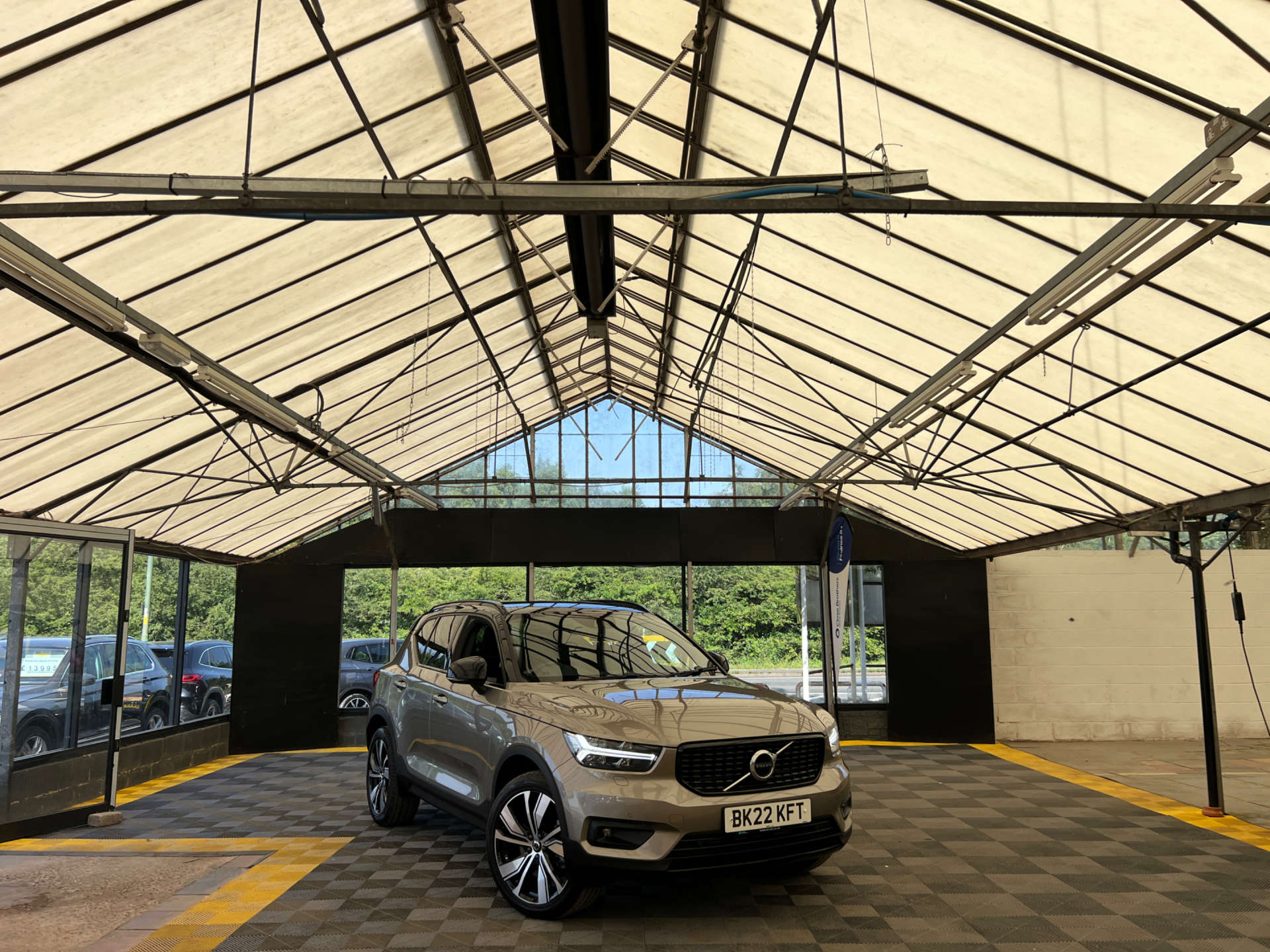 2022 Volvo XC40
