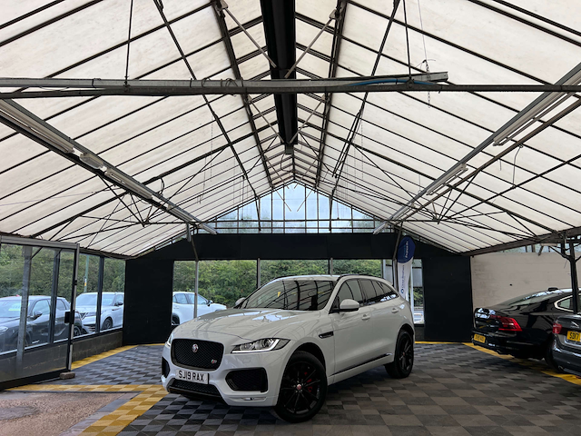 2019 Jaguar F-Pace