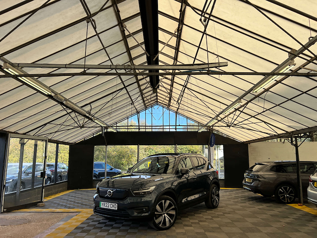 2022 Volvo XC40