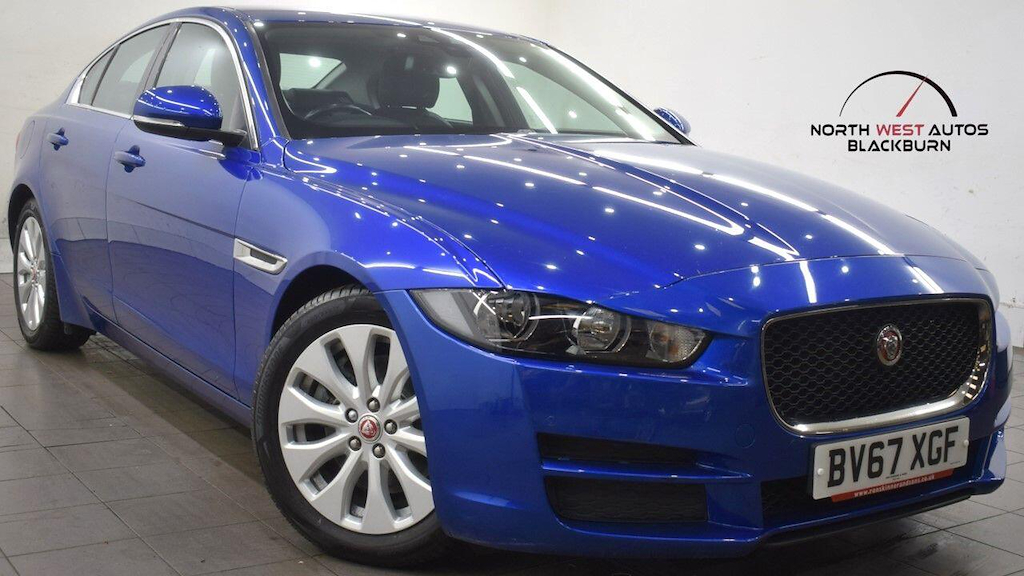 Jaguar Xe