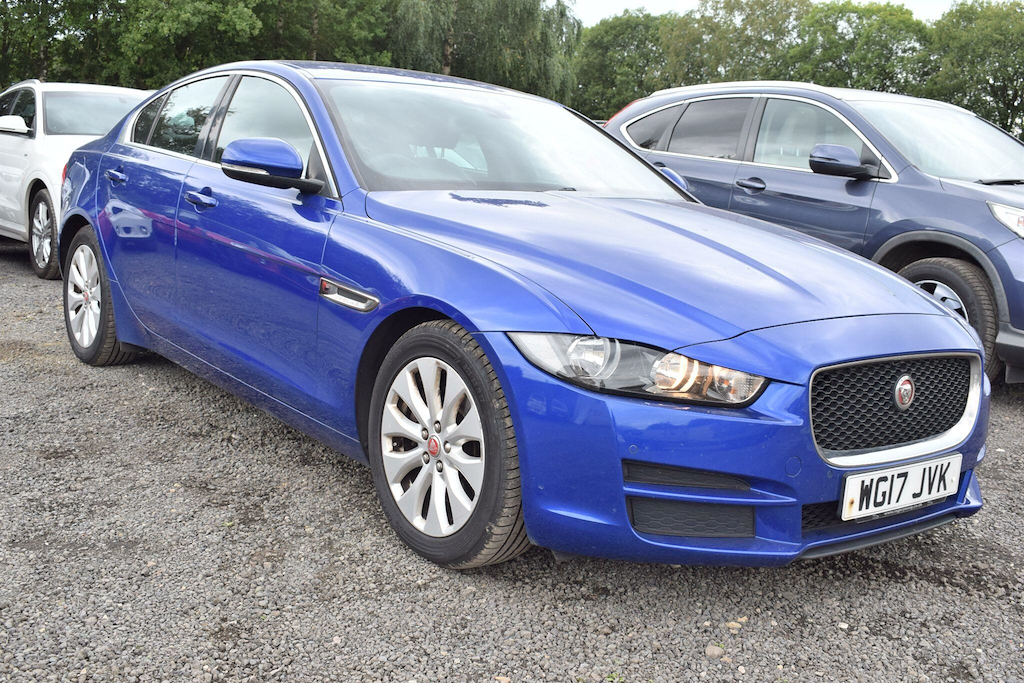Jaguar Xe