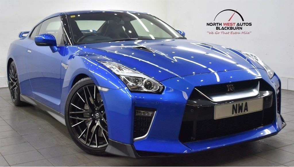 Nissan GT-R