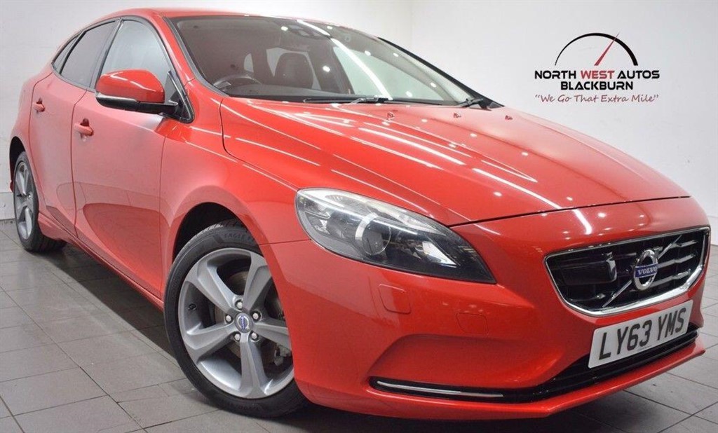 Volvo V40