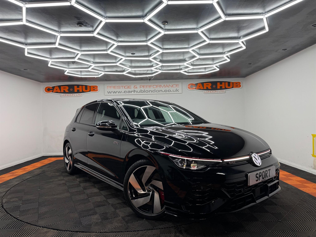 2025 Volkswagen Golf