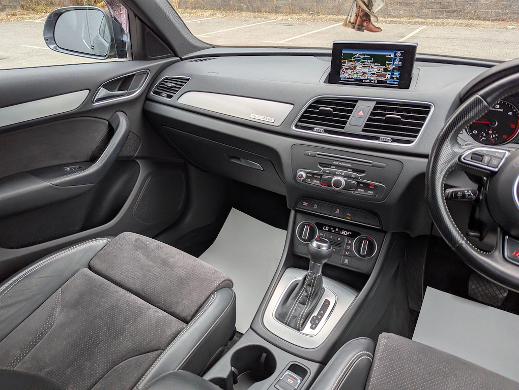 2015 Audi Q3 — image 18
