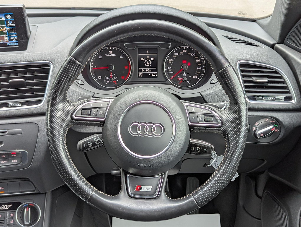 2015 Audi Q3 — image 14