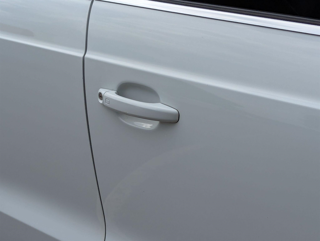 2015 Audi Q3 — image 25