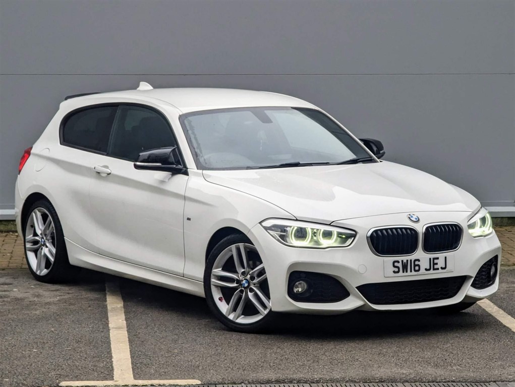 2016 BMW 118i — image 1
