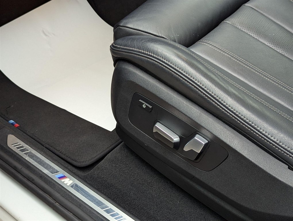 2021 BMW X5 — image 19