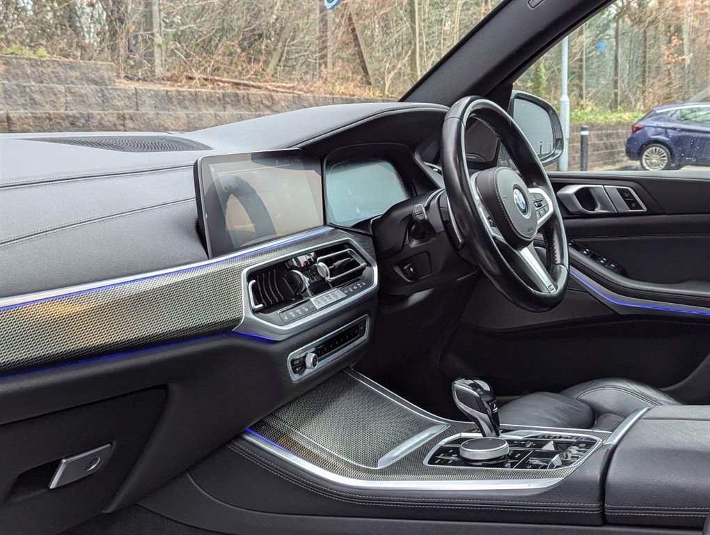 2021 BMW X5 — image 9