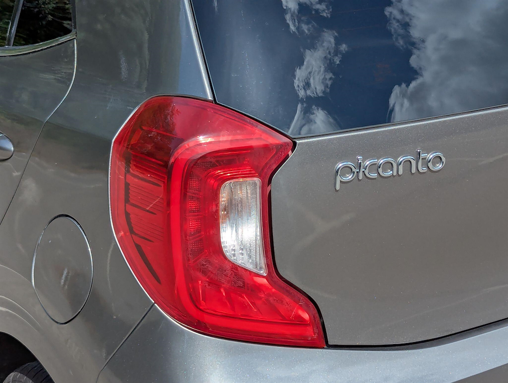 2018 Kia Picanto — image 26