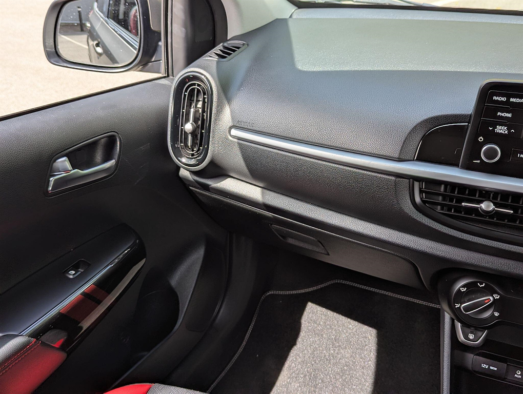 2018 Kia Picanto — image 19