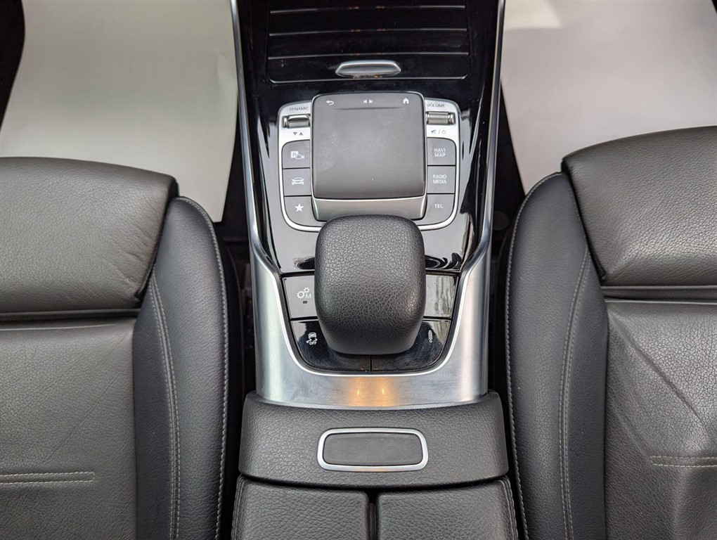 2019 Mercedes-Benz A35 AMG — image 13