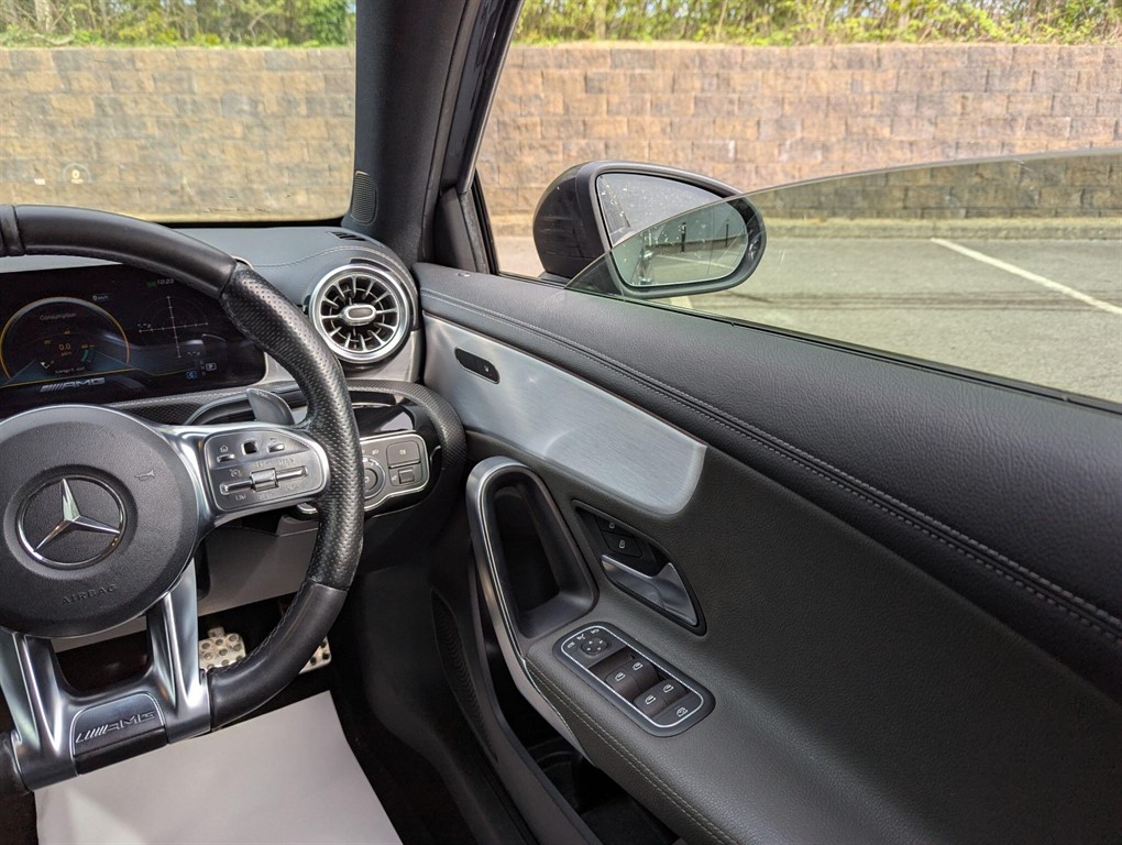 2019 Mercedes-Benz A35 AMG — image 31