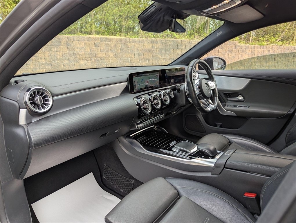 2019 Mercedes-Benz A35 AMG — image 21