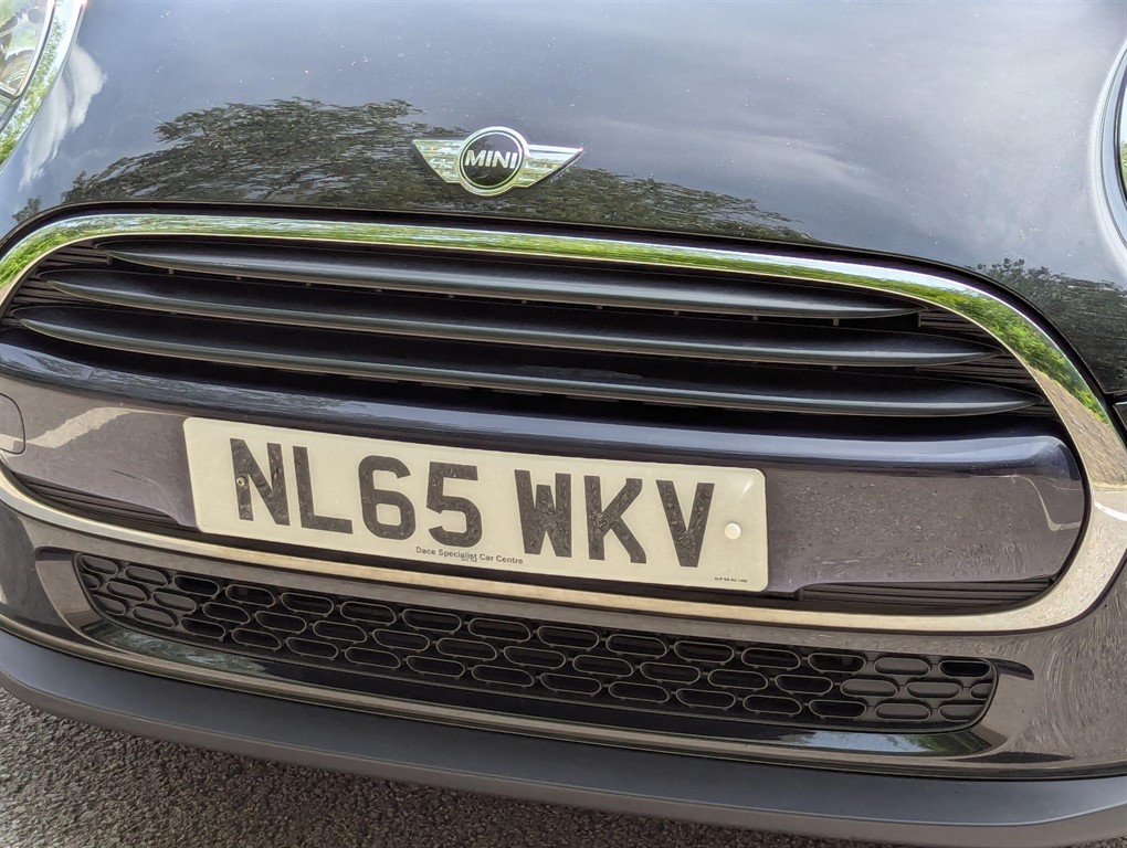 2015 MINI Hatch — image 12