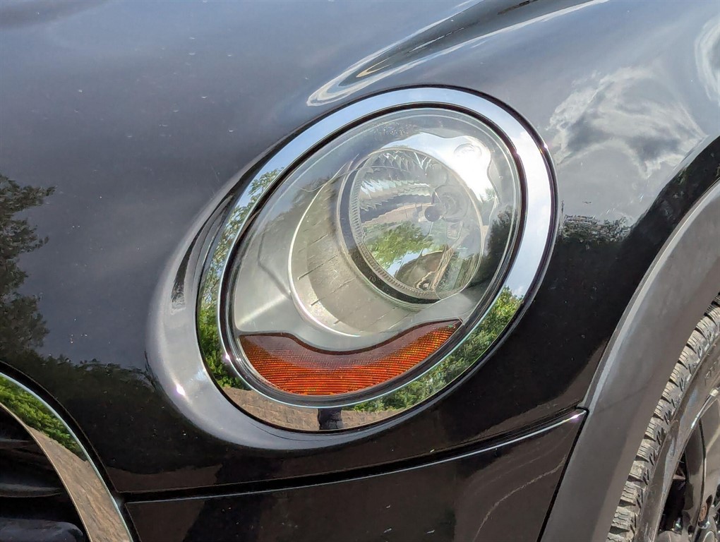 2015 MINI Hatch — image 14