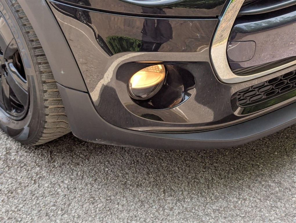 2015 MINI Hatch — image 26