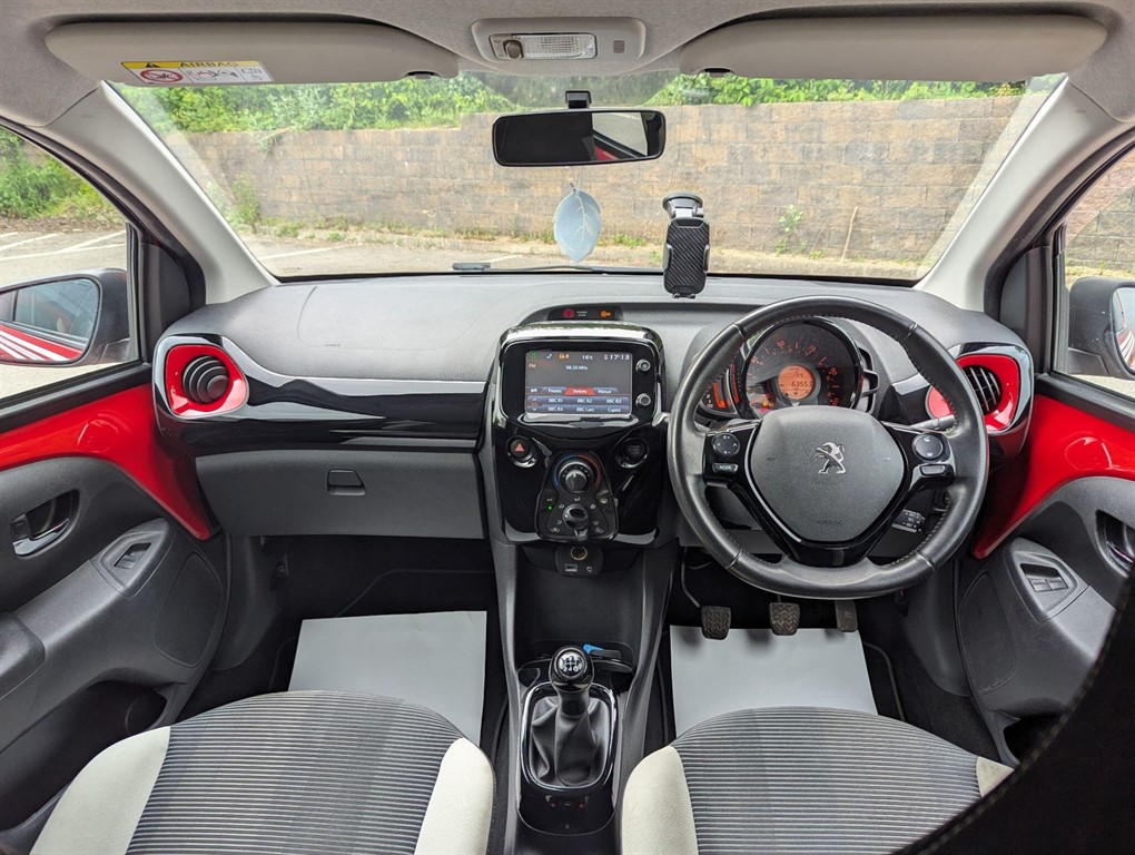 2017 Peugeot 108 — image 14