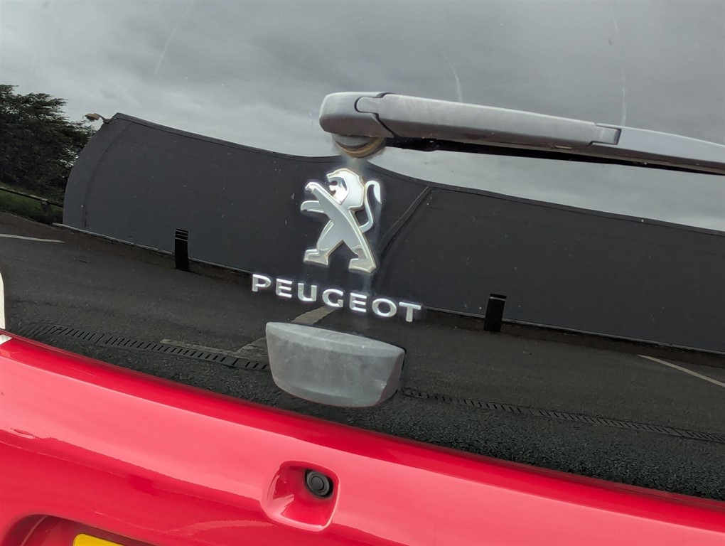 2017 Peugeot 108 — image 28