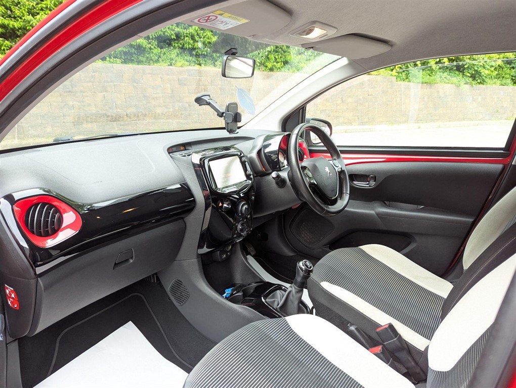 2017 Peugeot 108 — image 24