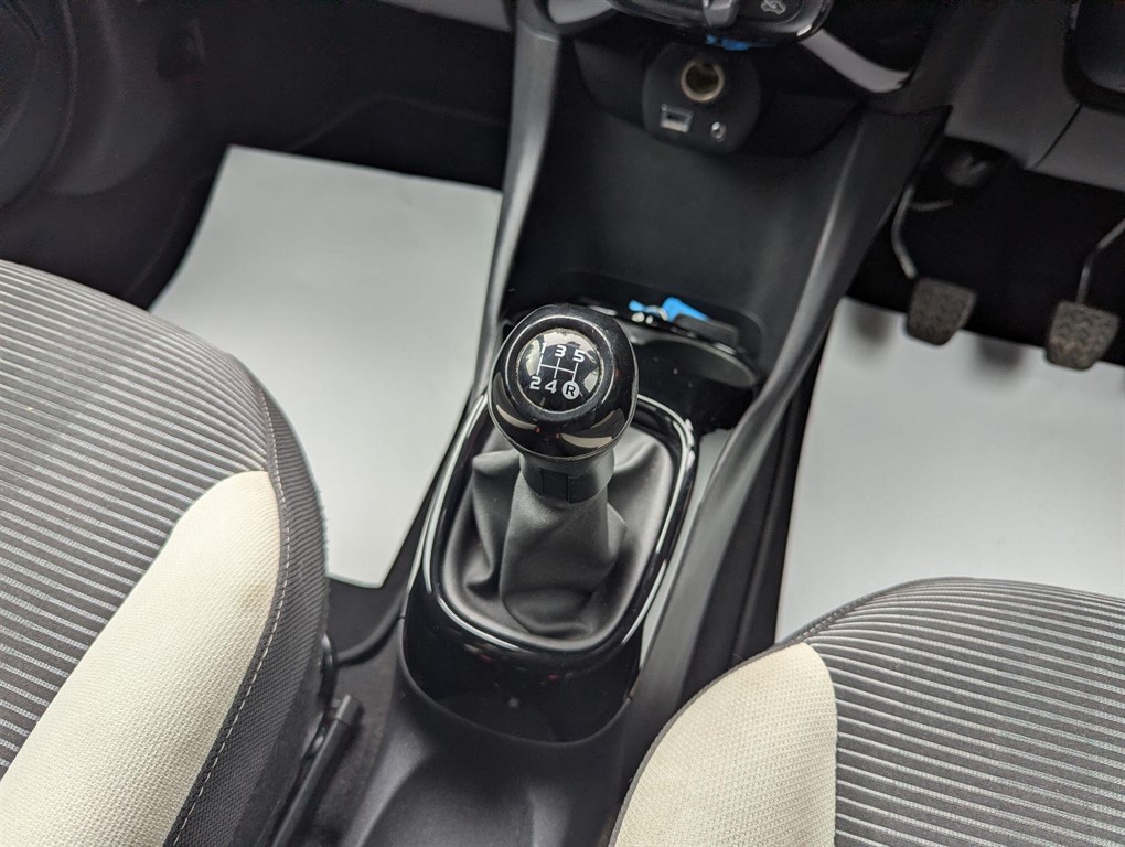 2017 Peugeot 108 — image 8