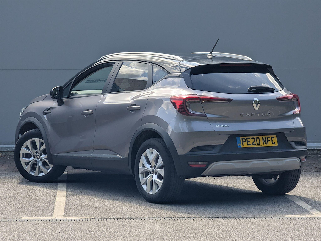 2020 Renault Captur — image 2