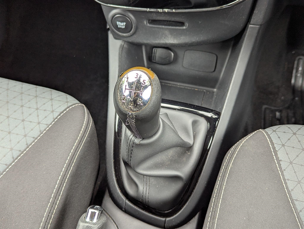 2014 Renault Clio — image 8