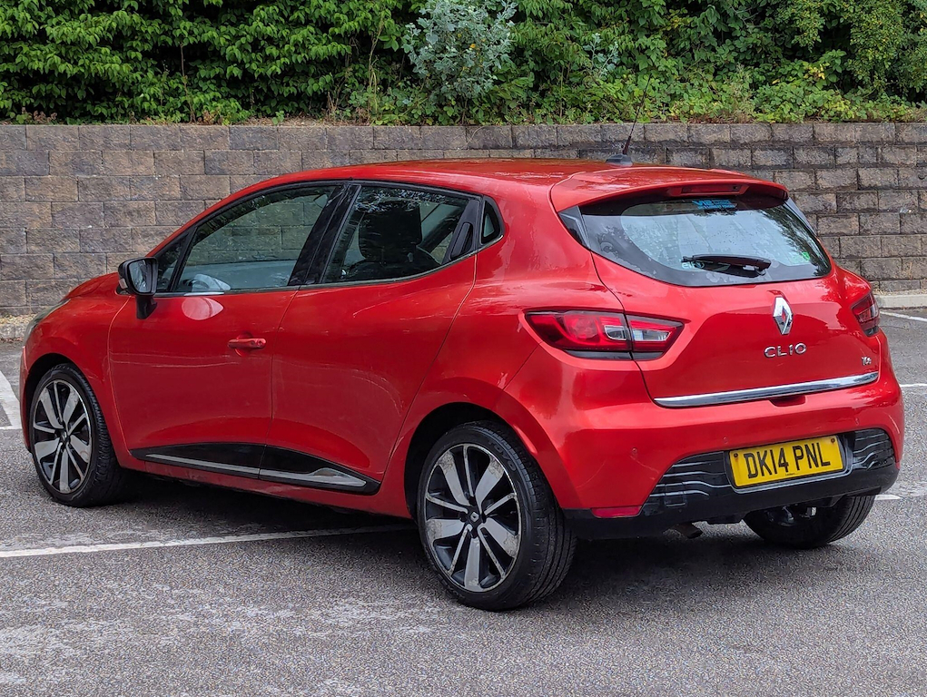 2014 Renault Clio — image 2