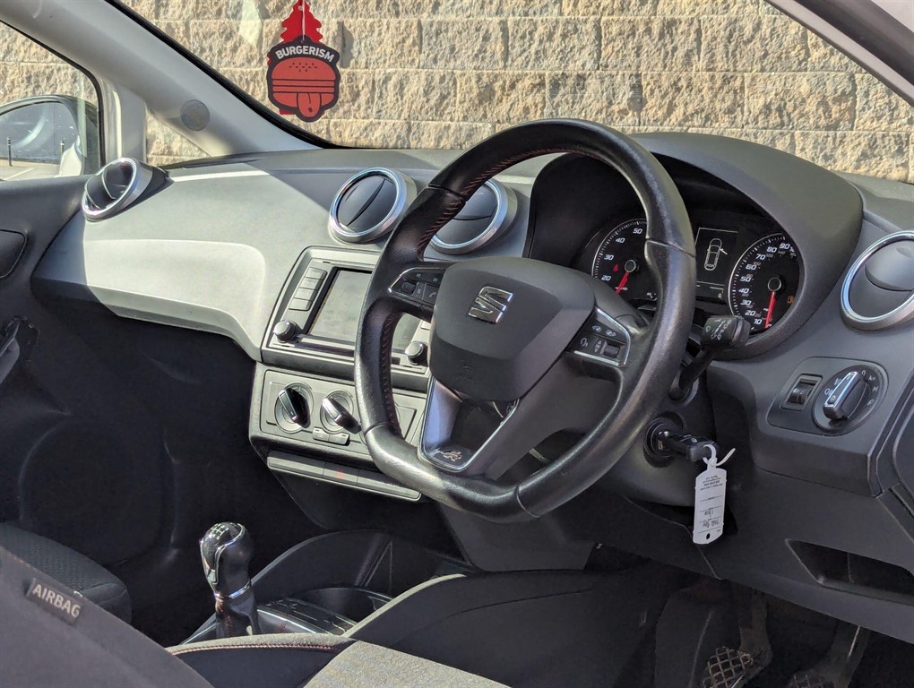 2017 SEAT Ibiza — image 7