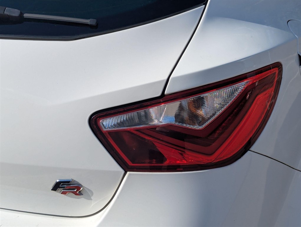 2017 SEAT Ibiza — image 23