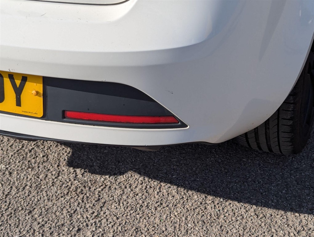 2017 SEAT Ibiza — image 22