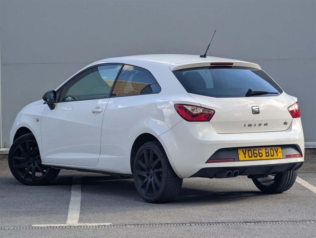 2017 SEAT Ibiza — image 2