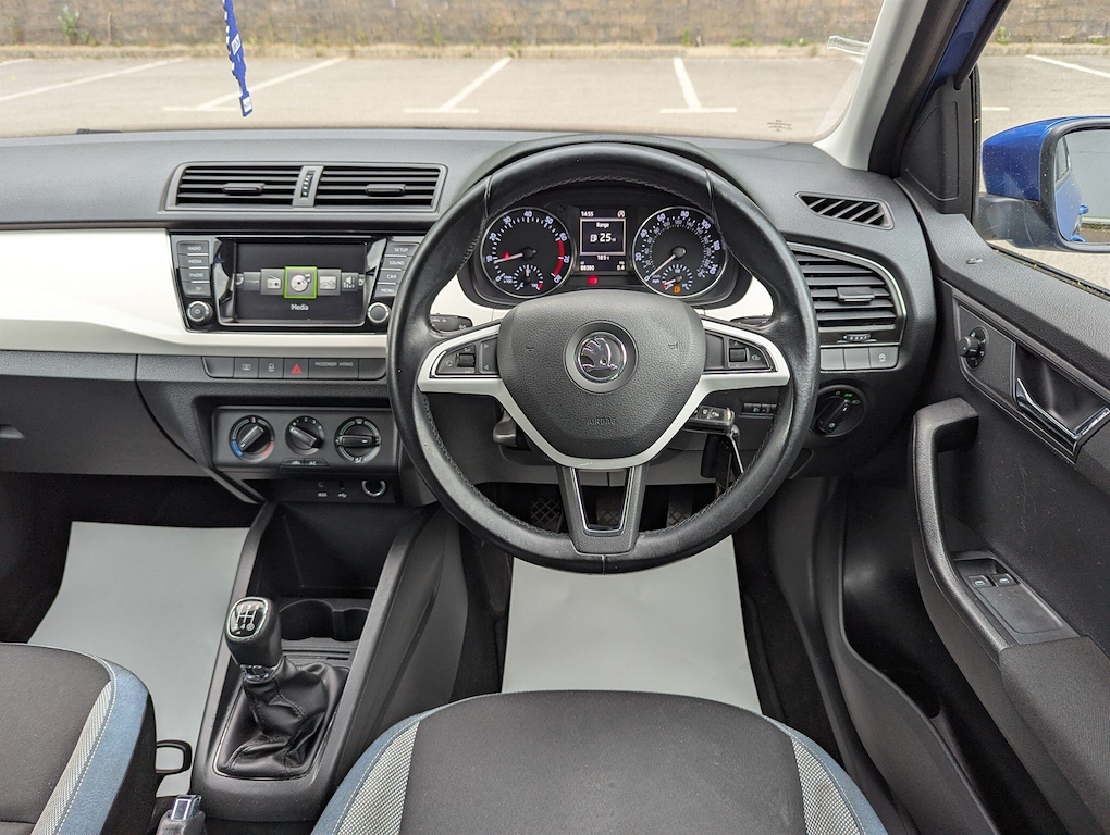 2015 Skoda Fabia — image 11