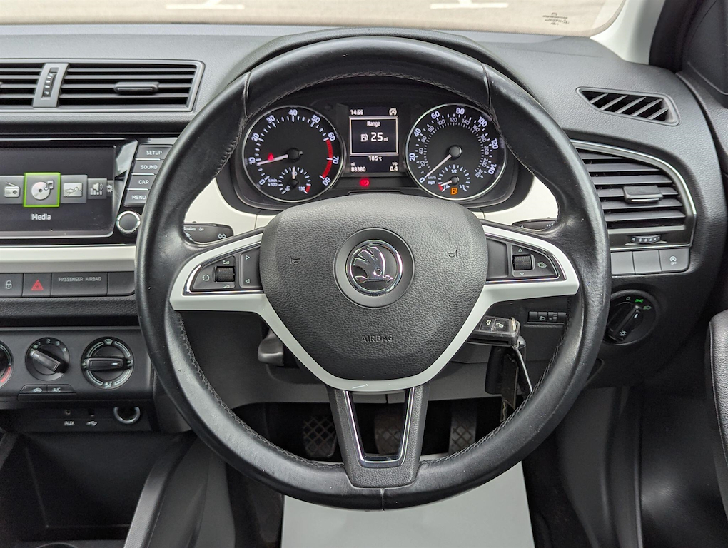 2015 Skoda Fabia — image 14