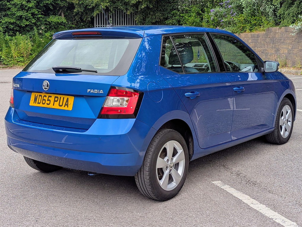 2015 Skoda Fabia — image 5