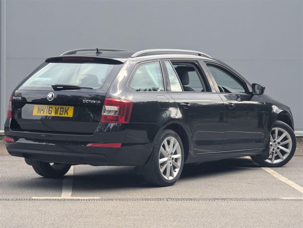 2016 Skoda Octavia — image 3